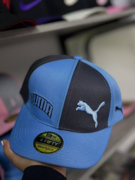 Gorra azul bordado Puma
