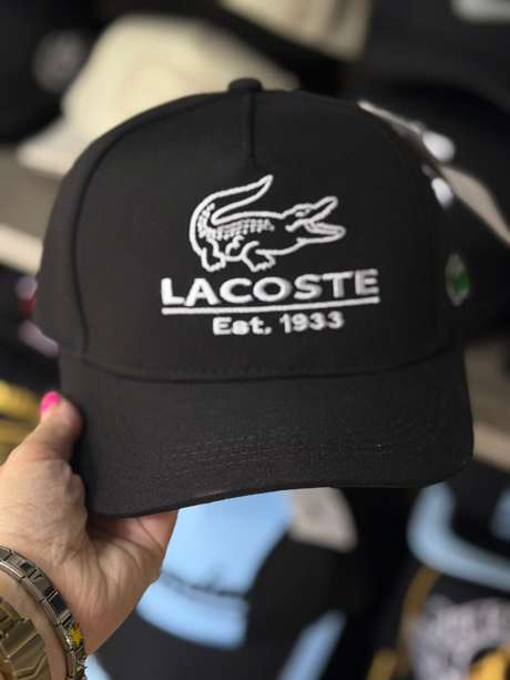 Gorra negra bordado BOSS tono sobre tono