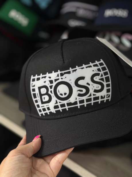 Gorra beige y mesh bordado AM turquesa