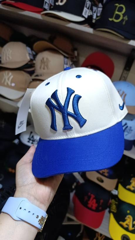 Gorra crema y azul bordado NY New York Yankees