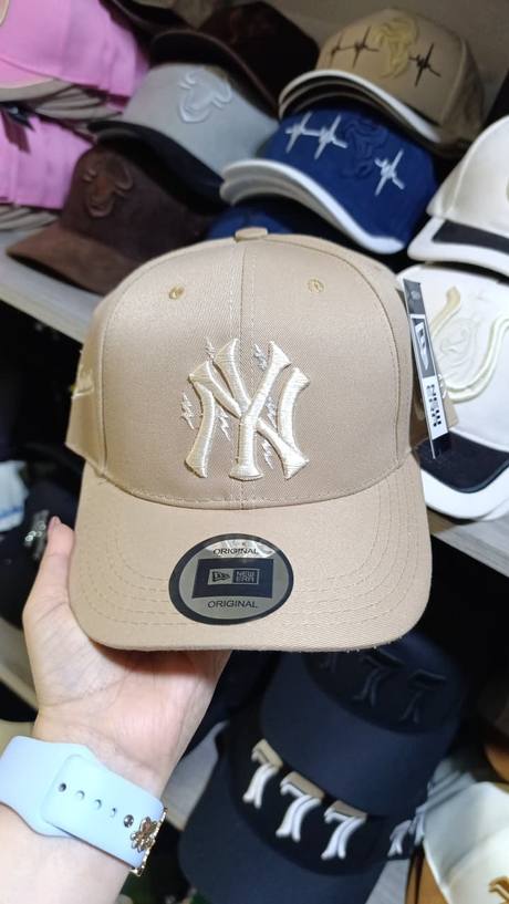 Gorra beige bordado NY New York Yankees